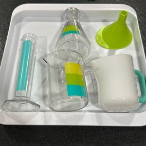 Lovevery liquid lab the investigator play kit month 31, 32, 33